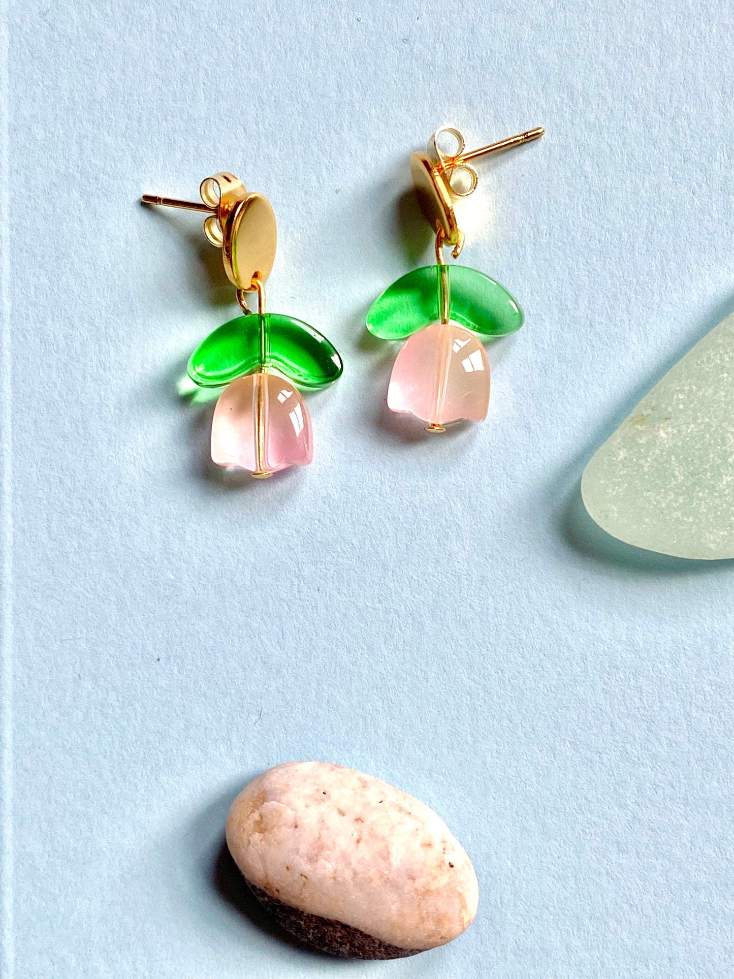 Glass tulip flower stud earrings. Pastel Pink / green leaves