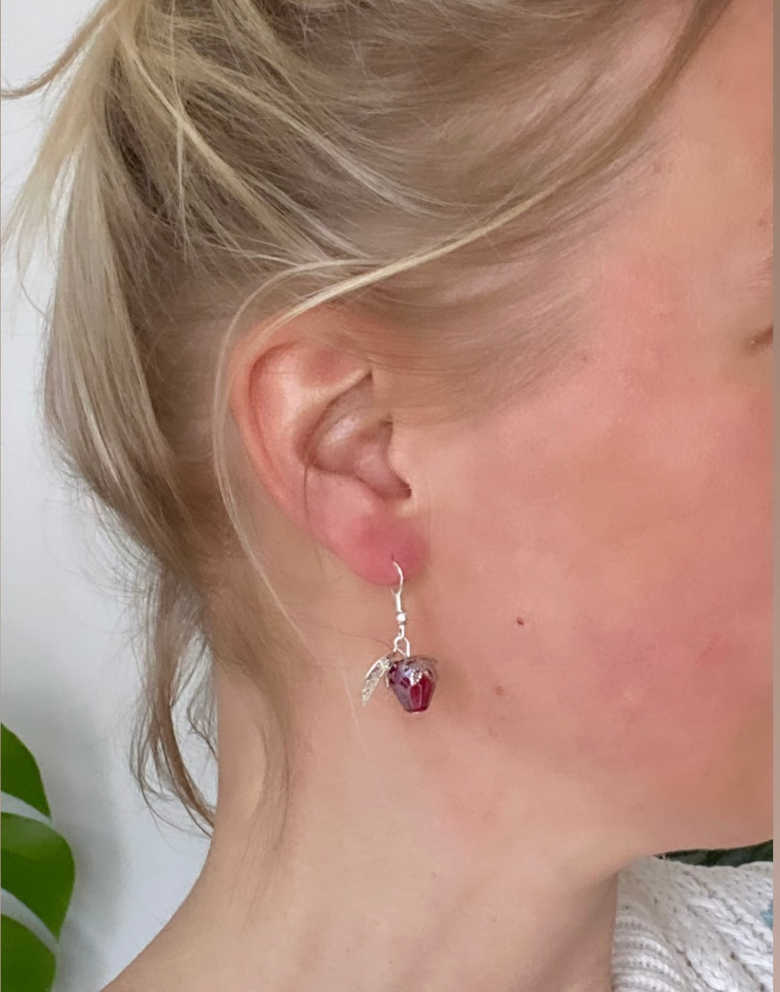 Sterling silver vintage raspberry fruit earrings. Perfect gift.