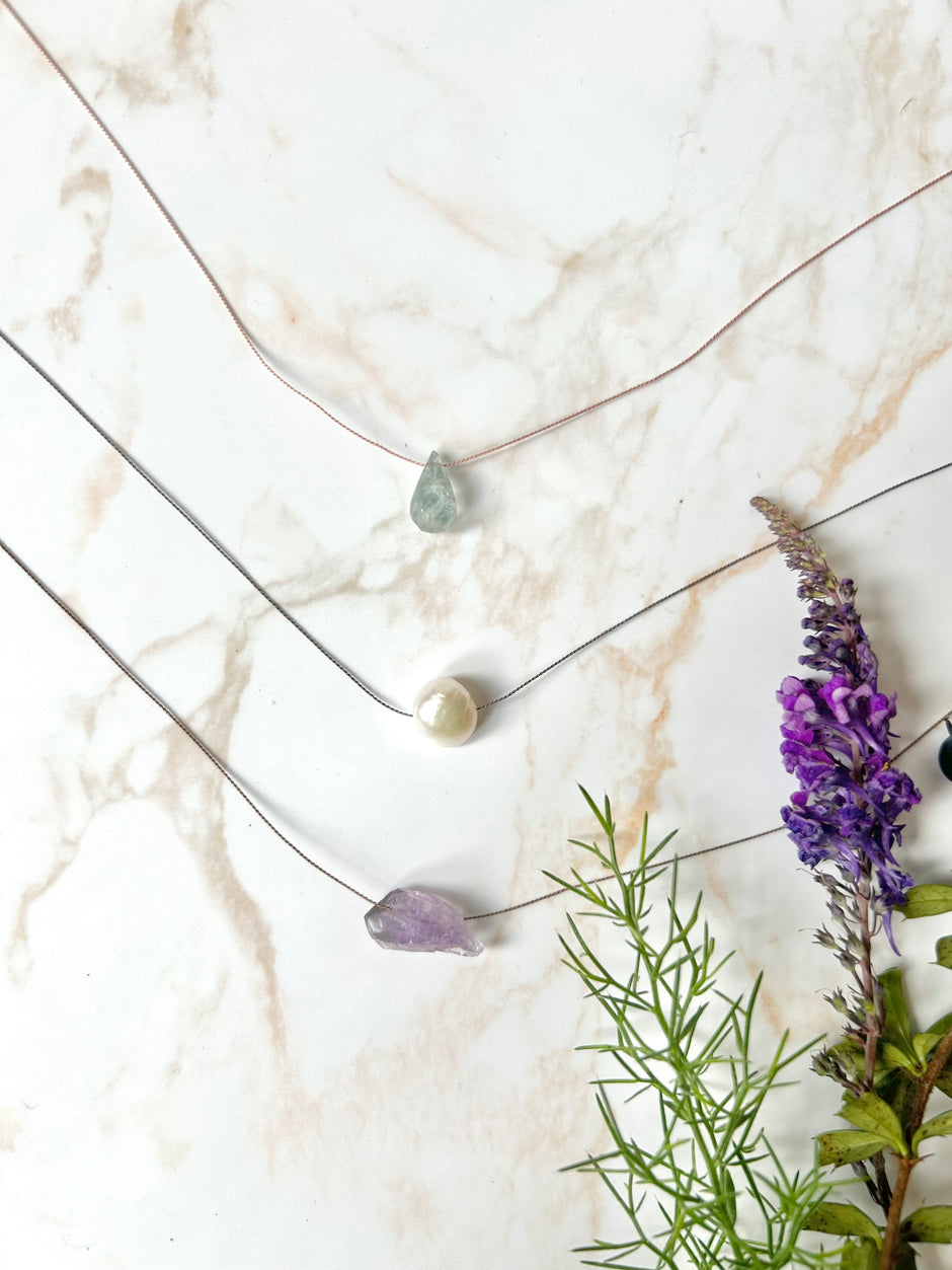 Minimalistic gemstone (pearl, aquamarine or pearl) fine cord necklace pendant