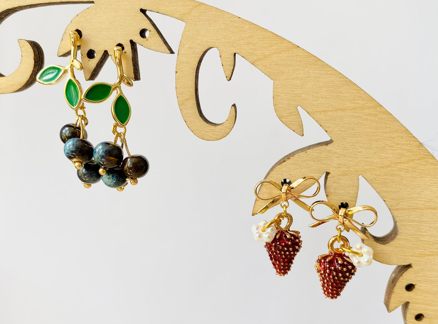 Fruit de bois Handmade statement strawberry blueberry 22 kt gold plated drop earrings made with ceramic and alloy beads