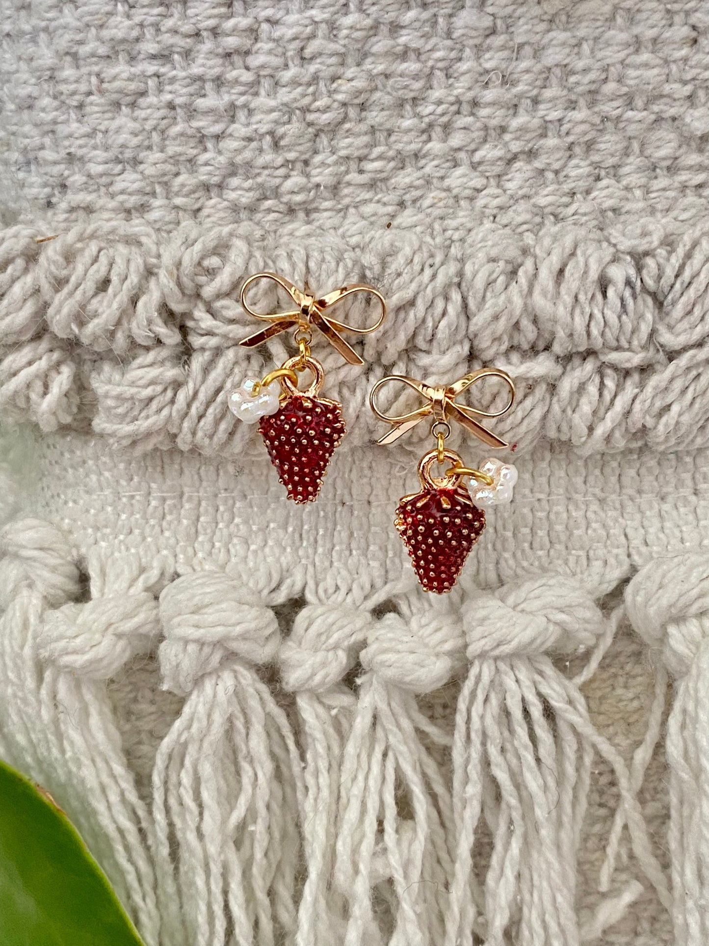 Fruit de bois Handmade statement strawberry blueberry 22 kt gold plated drop earrings made with ceramic and alloy beads