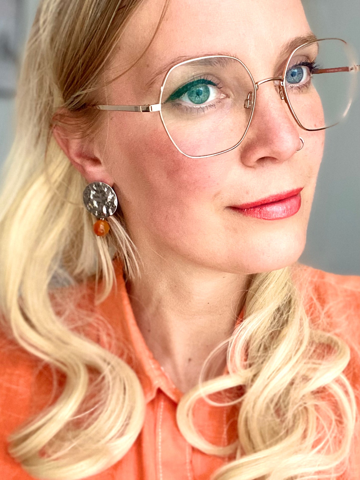 silver plated hammered ethnic disc earrings with orange Carnelian Crystal Beads